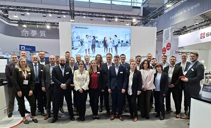 analytica 2026でのSEG 集合写真