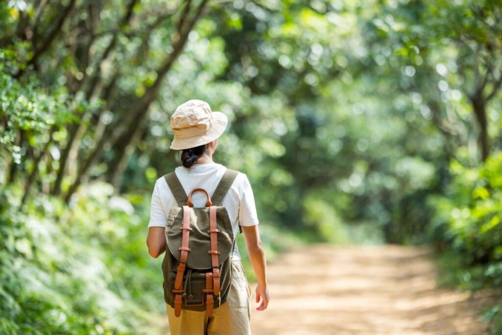 「東京都武蔵村山市」の公園で目撃した看板　「生き物目線」の優しい注意書きにほっこり | LIMO | くらしとお金の経済メディア