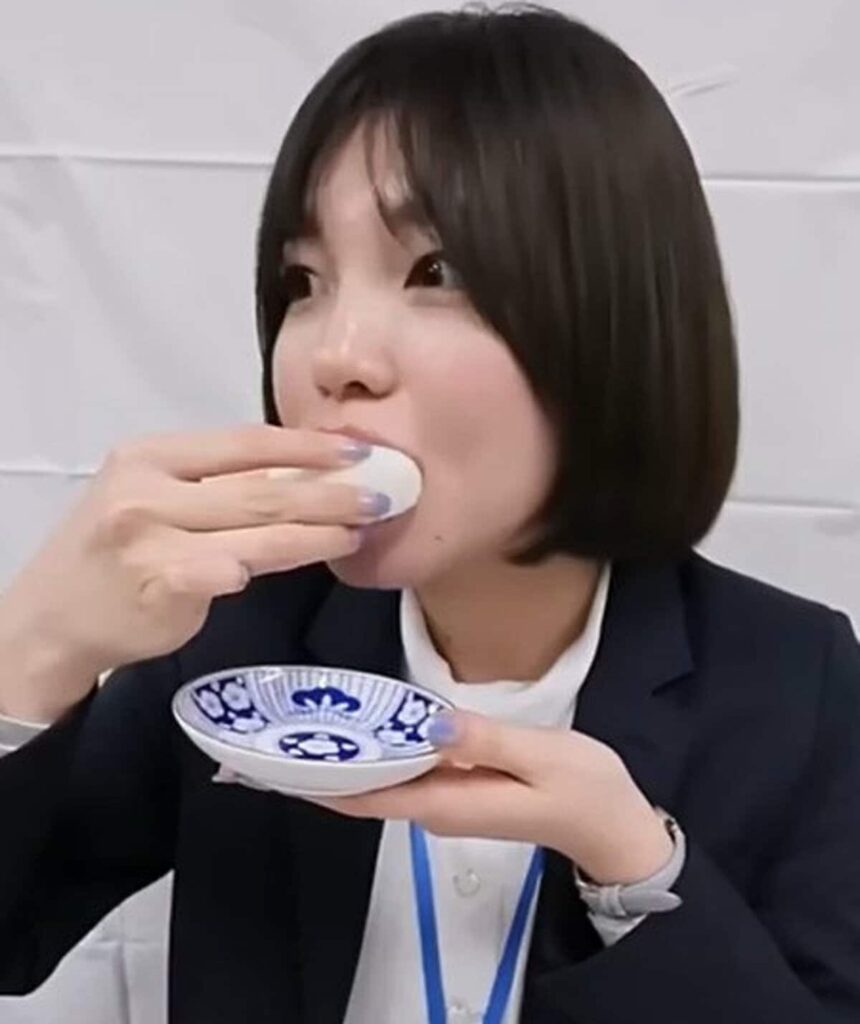 「あくまきにみき？」鹿児島グルメを次々と味わう農水省職員　多彩な郷土料理に「食べたくなってきた」 | LIMO | くらしとお金の経済メディア