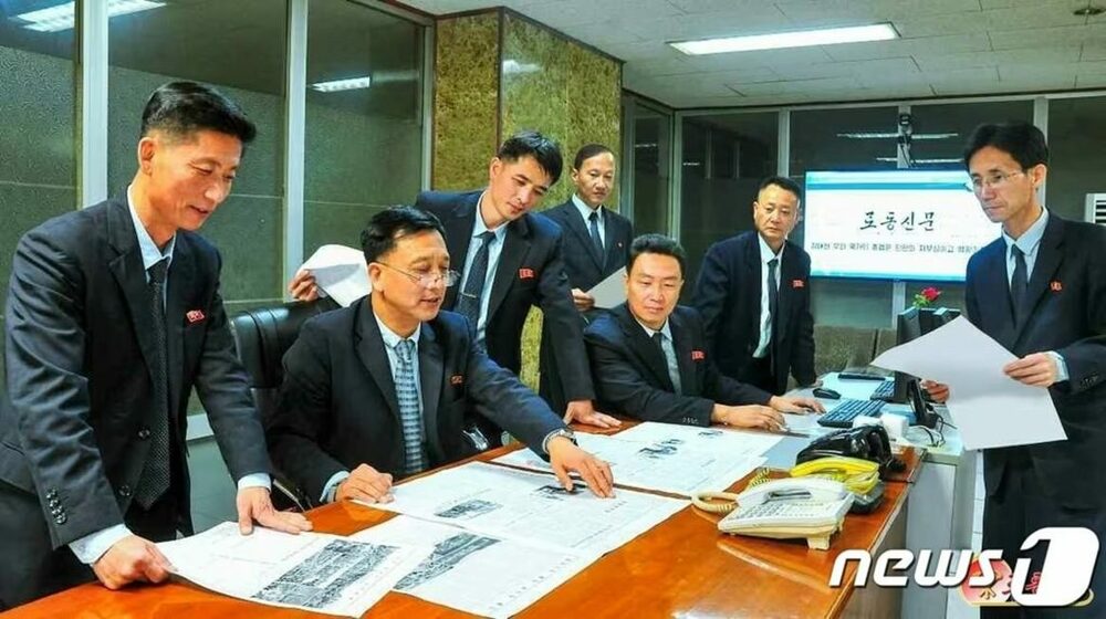 韓国で北朝鮮「労働新聞」の一般閲覧が増加…1月3500件から3月は1万件突破　写真枚　国際ニュース：AFPBB News