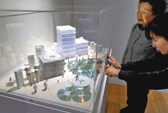 身近な日用品 小さな物語　ミニチュア写真家・田中さん作品展　美喜仁桐生文化会館