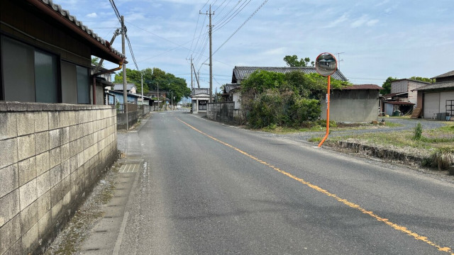 「自転車の子が転倒し呼びかけに応じない」男子高校生が軽乗用車にはねられ意識不明の重体　群馬・邑楽町
