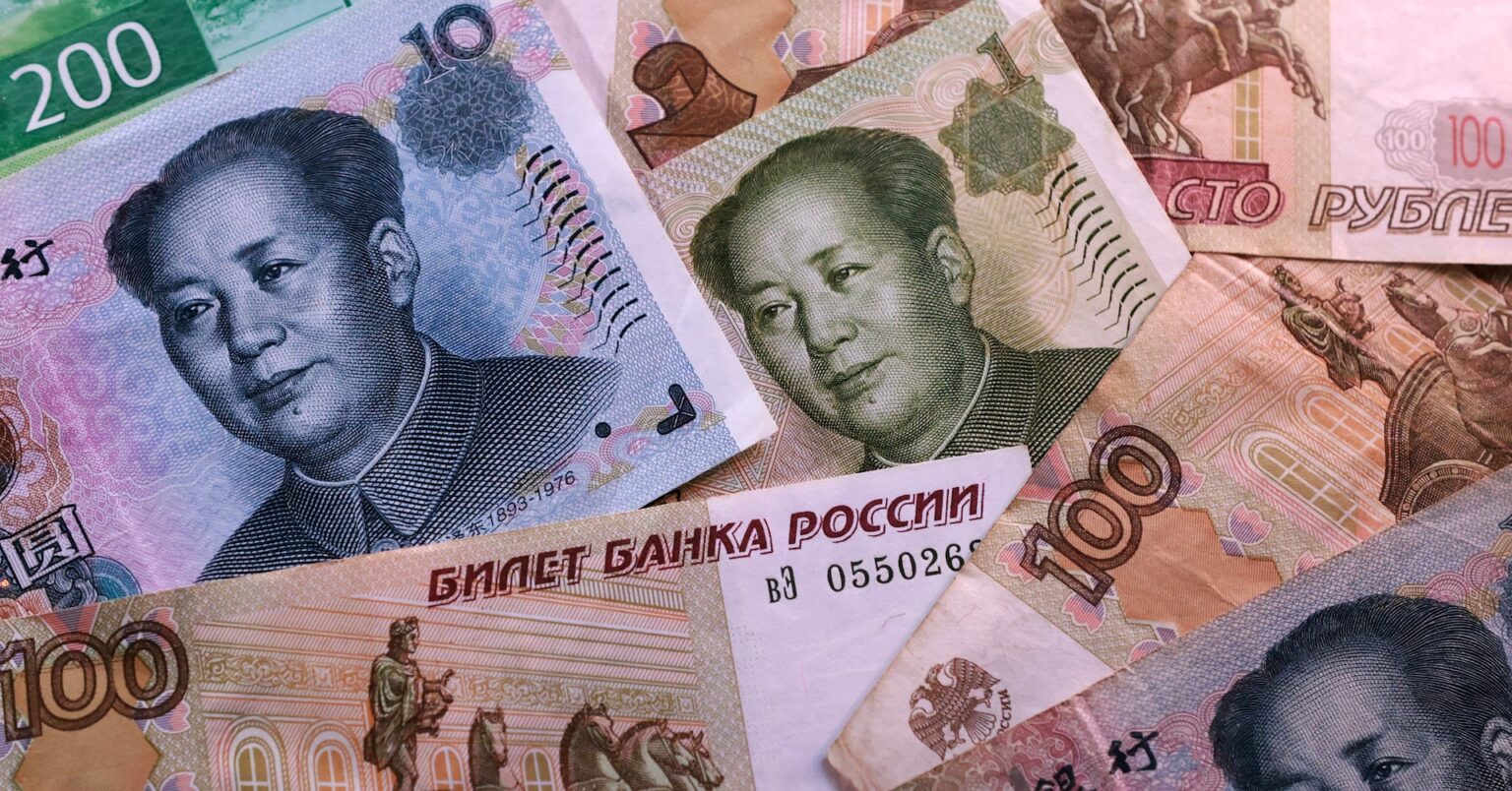 ロシア、財政ルールに基づく外貨購入へ　原油高でウクライナ侵攻後初めて | ロイター