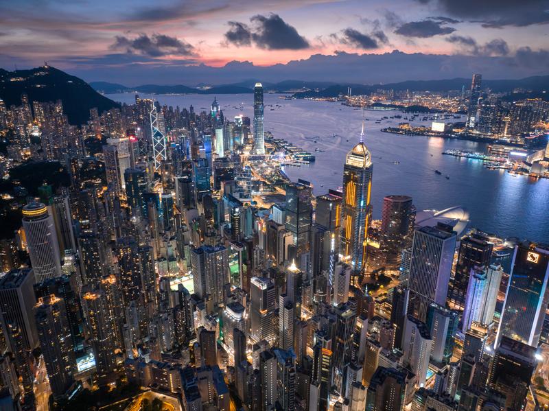 香港。