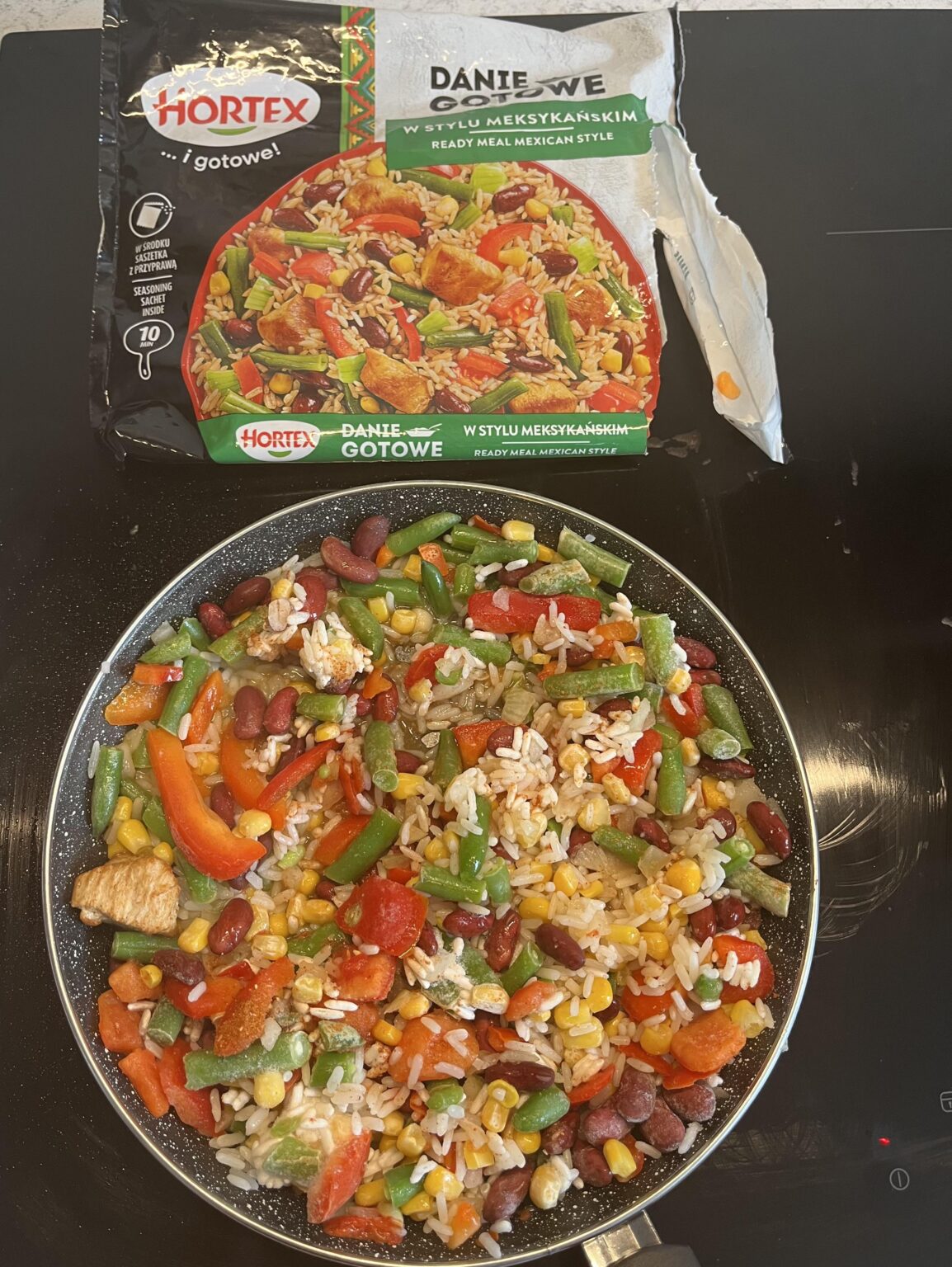 パッケージの中にはちょうど鶏肉が1切れ入っていました