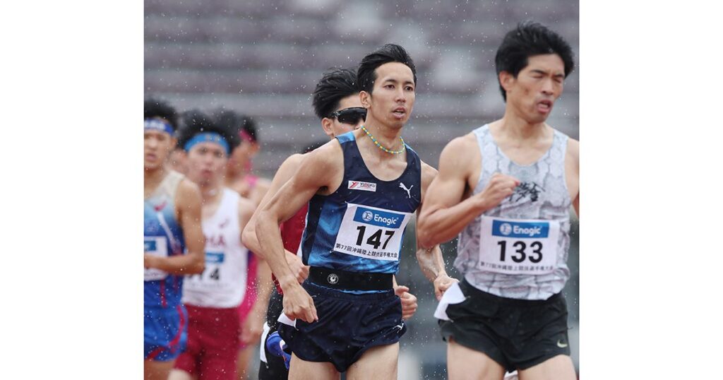 外間が800メートルV　終盤独走　沖縄陸上競技選手権