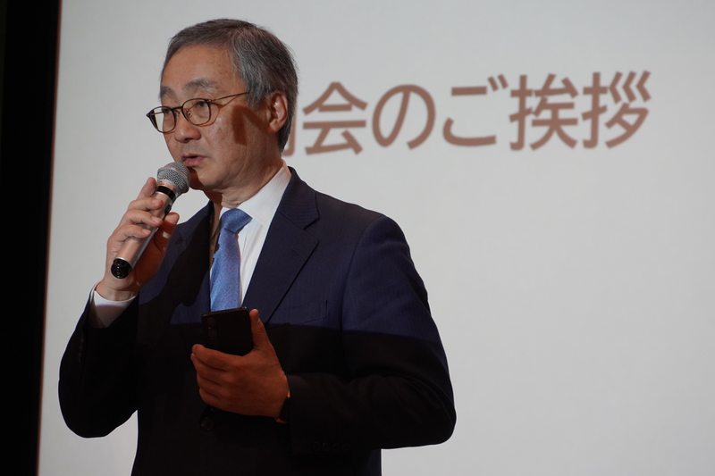 開会挨拶に立つGSG Impact JAPAN National Partner Chairの渋澤健さん