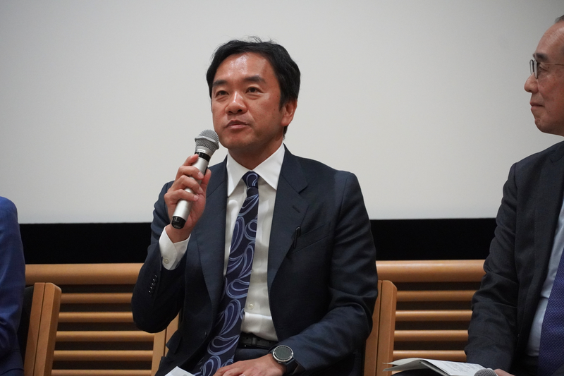 「案件ではなく市場を作る」をキーワードに、官民連携のあり方をめぐる議論が交わされた。