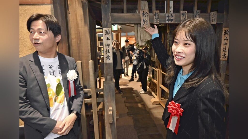 NHK連続テレビ小説「ばけばけ」 ばけばけドラマ館が松江市役所にオープン!俳優の円井わんさん「本当にこういう感じのセットだったので実際に見にきてほしい」と太鼓判 : 読売新聞 NHK連続テレビ小説「ばけばけ」 ばけばけドラマ館が松江市役所にオープン!俳優の円井わんさん「本当にこういう感じのセットだったので実際に見にきてほしい」と太鼓判 : 読売新聞