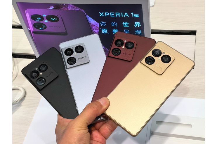 今年も香港と台湾が先に発売! 「Xperia 1 VIII」の価格を日本と比較 – ケータイ Watch 今年も香港と台湾が先に発売! 「Xperia 1 VIII」の価格を日本と比較 - ケータイ Watch