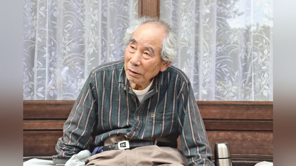 箱木家住宅主屋 旧古井家住宅 兵庫の民家2軒が全国初の国宝に、94歳の51代当主「しっかり守っていきたい」…専門家「中世民家の姿をこれほど良好な状態で残している例はない」 : 読売新聞 箱木家住宅主屋 旧古井家住宅 兵庫の民家2軒が全国初の国宝に、94歳の51代当主「しっかり守っていきたい」…専門家「中世民家の姿をこれほど良好な状態で残している例はない」 : 読売新聞