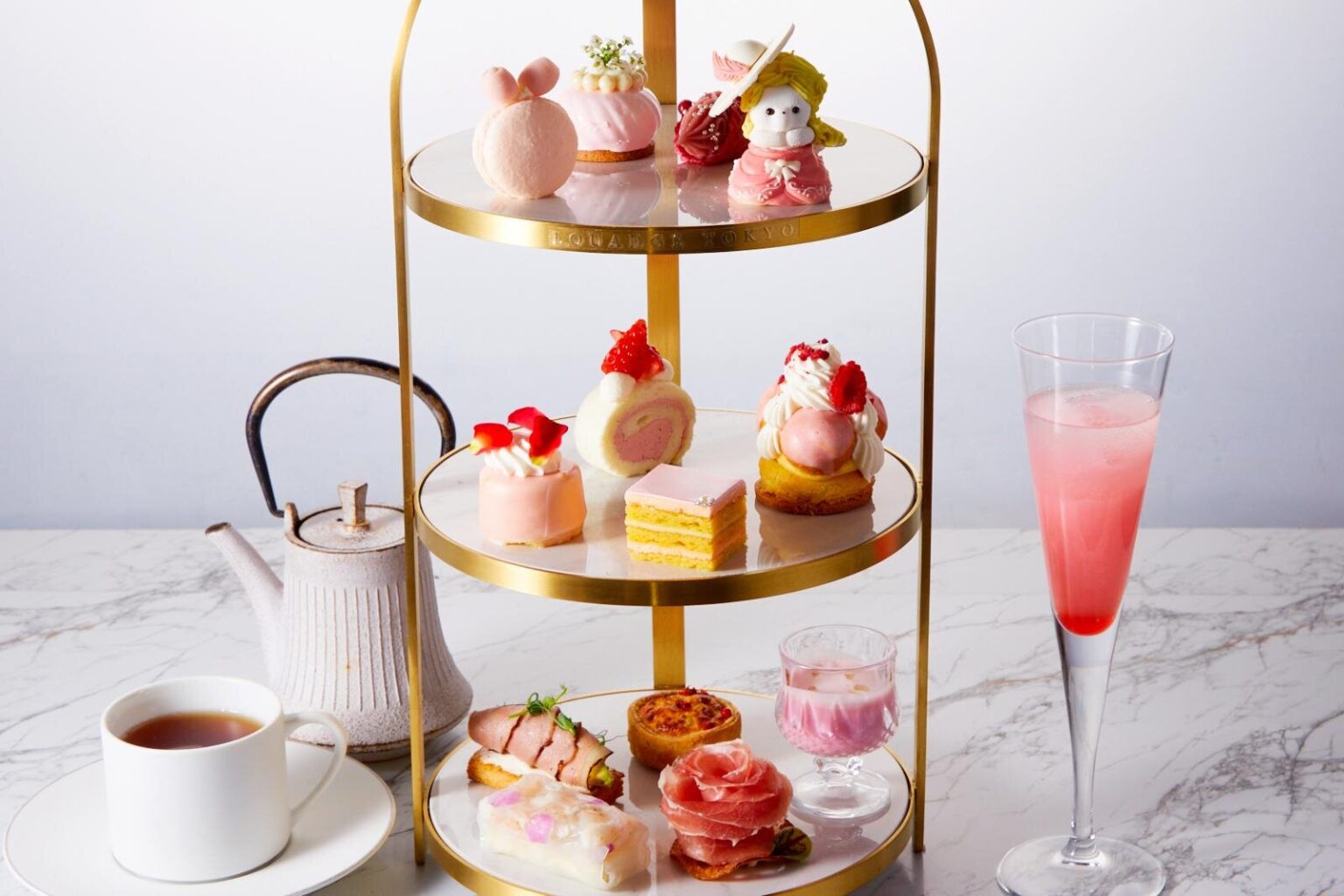 ルワンジュ東京の新店舗「ル シャトー」名古屋に、“マリー・アントワネット風”くまのアフタヌーンティー - ファッションプレス