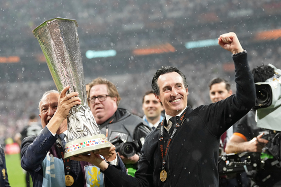 Unai Emery - Từ kẻ bị hoài nghi đến 
