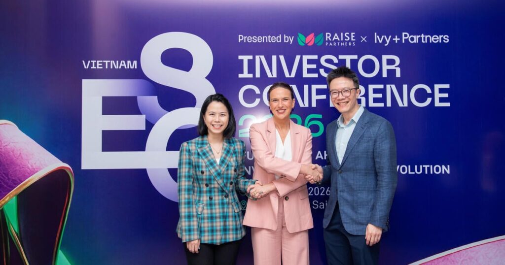 Australia cam kết đầu tư tới 10 triệu USD hỗ trợ doanh nghiệp khí hậu Việt Nam 人民芸術家、コン・リーの妻が、医師から最悪の事態に備えるように言われた時のことを語る。