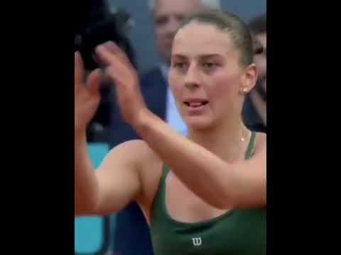ウクライナのマルタ・コスチュクがロシア選手に勝利