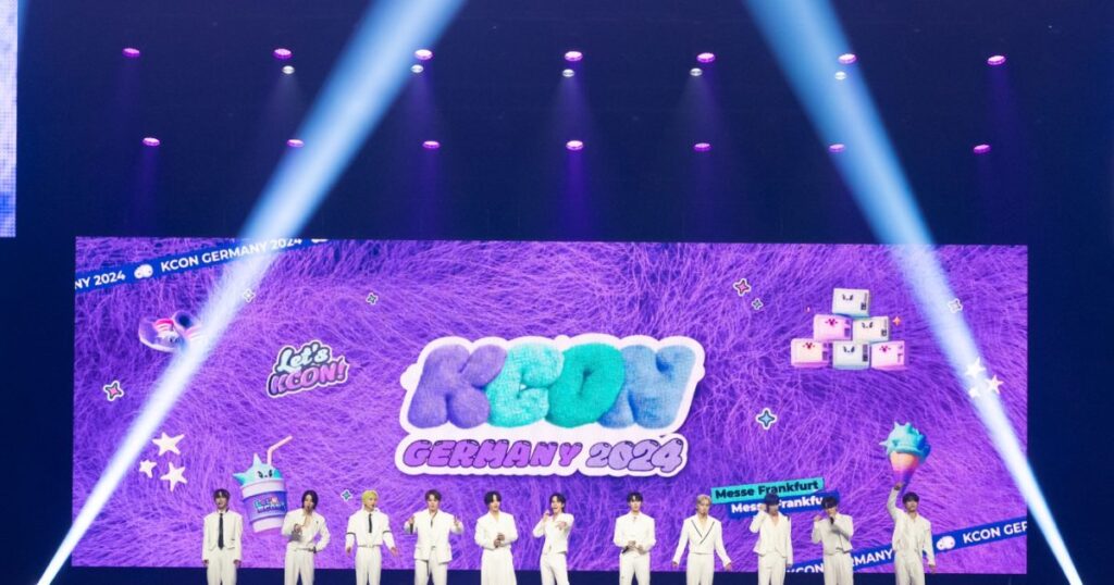 【ライブレポート】JO1、『KCON GERMANY 2024』出演！ヨーロッパで初パフォーマンス – 画像一覧（4/6） – THE FIRST TIMES