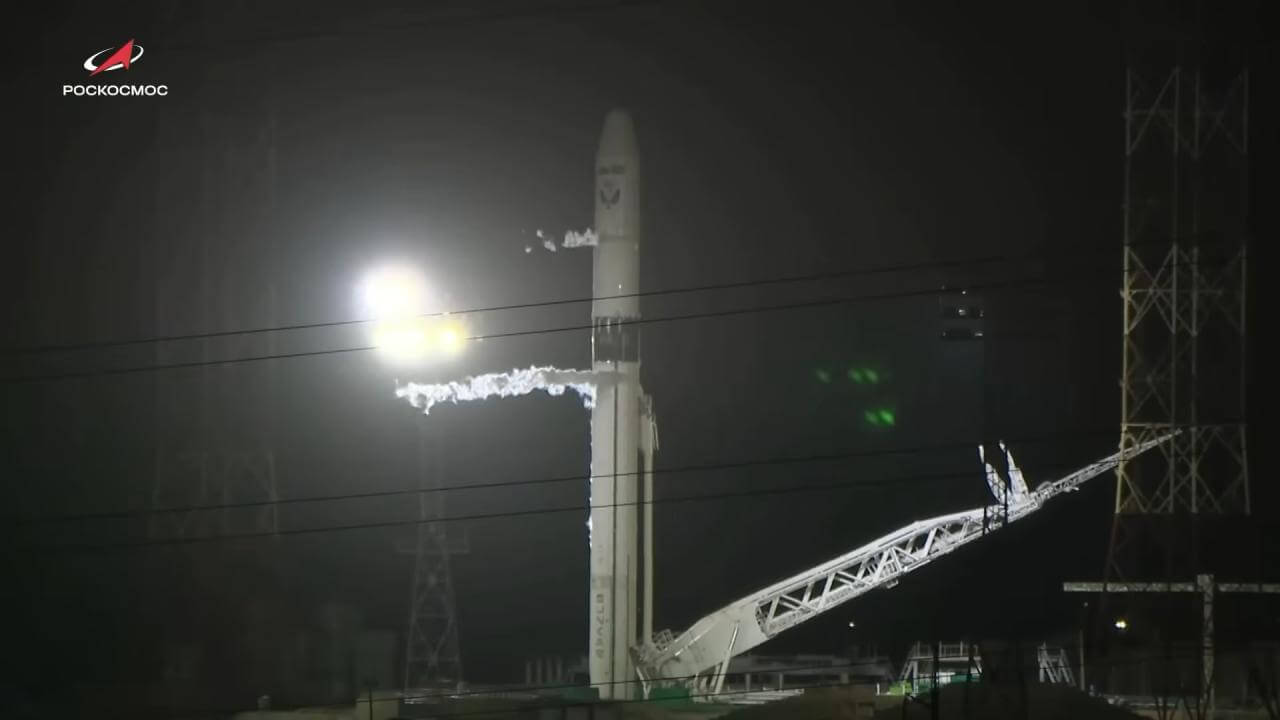打ち上げ直前の「ソユーズ5」ロケット（Credit: Roscosmos / Kazcosmos）