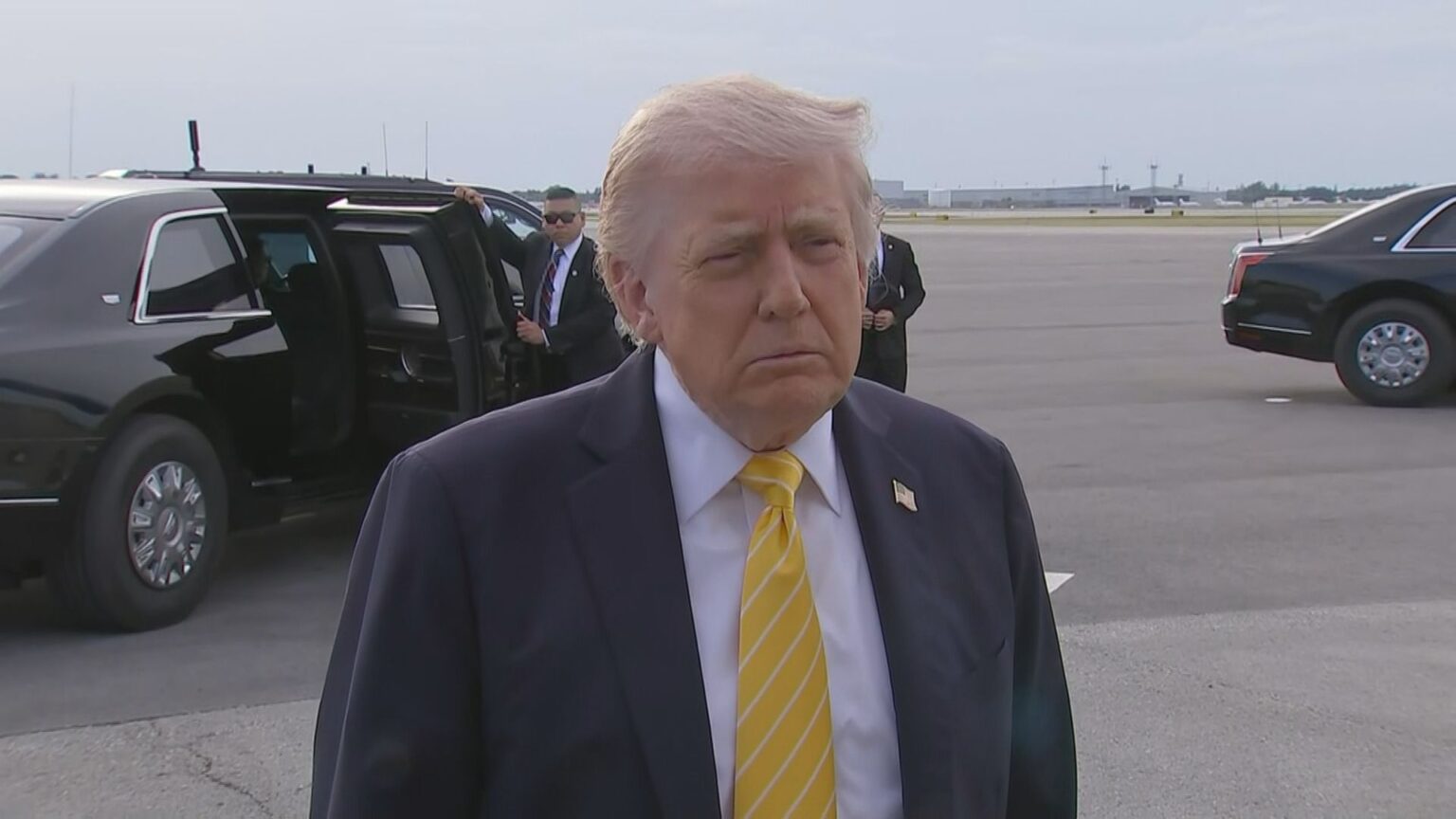 【速報】トランプ大統領 ペルシャ湾内にとどまる船舶を誘導しホルムズ海峡通過させる新オペレーション　現地月曜朝に開始と発表（TBS NEWS DIG Powered by JNN）
