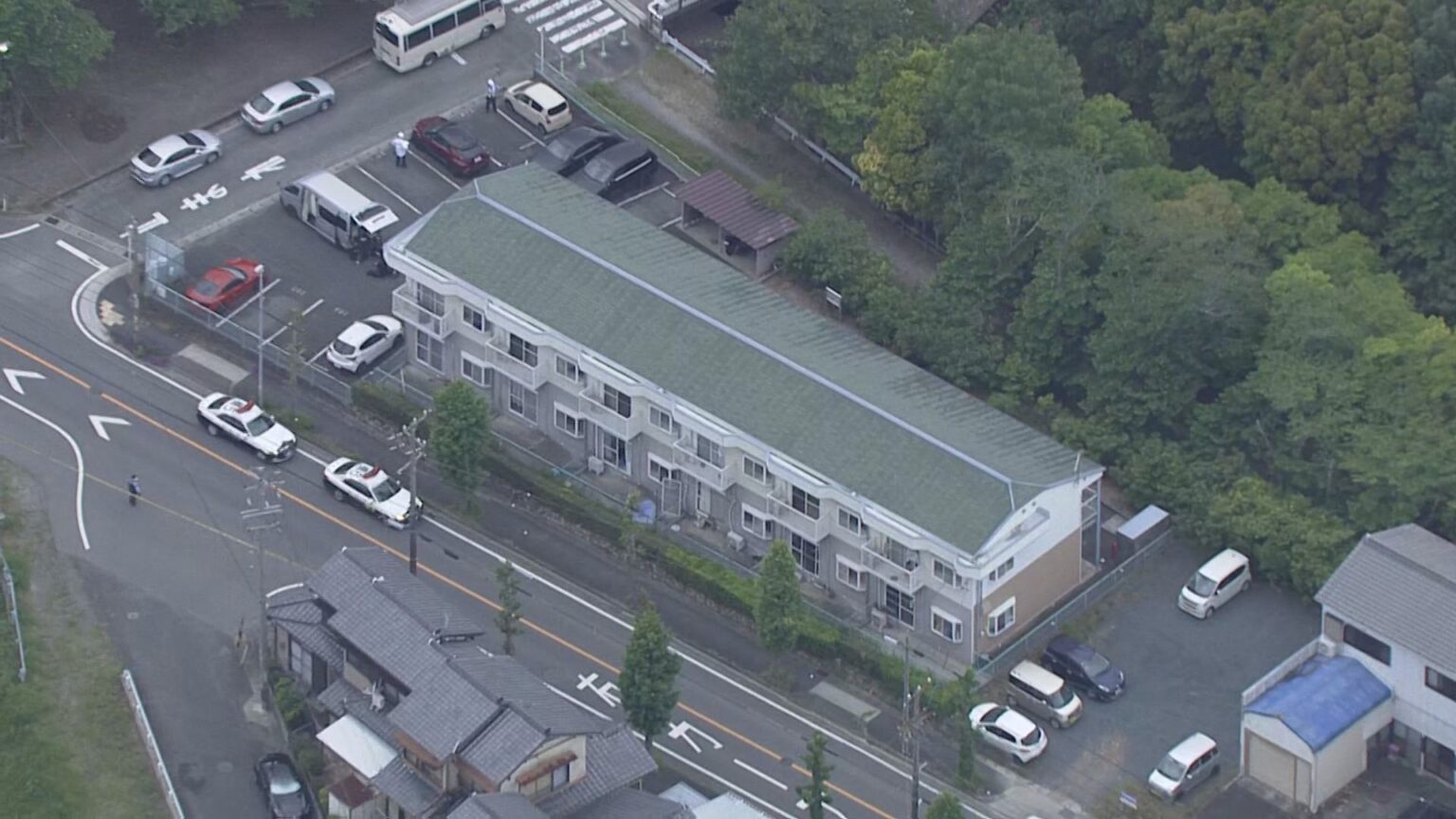 男がハサミを持って立てこもり「入ったら刺すぞ」 豊橋市のアパート 警察が説得続け…ブラジル国籍の男を逮捕 けが人なし（CBCテレビ） - Yahoo!ニュース