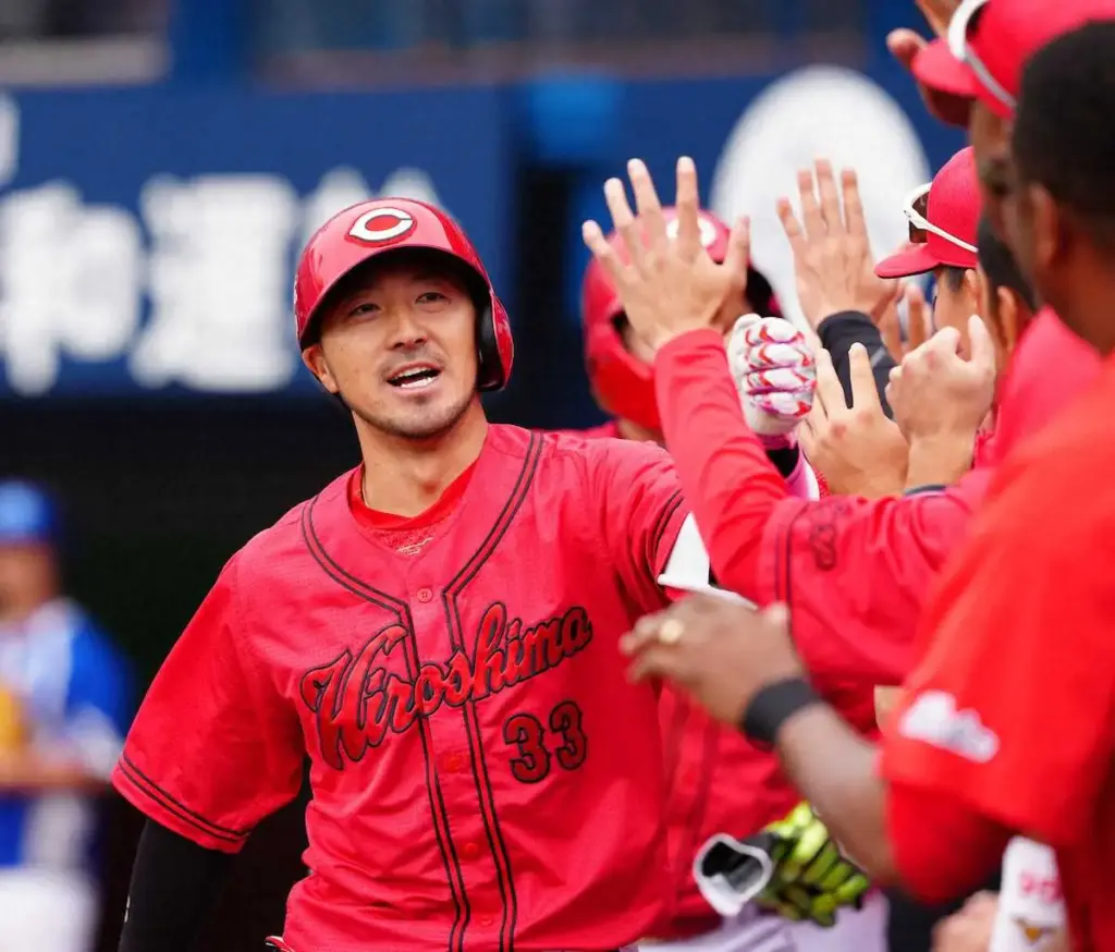 広島が快勝　DeNA戦は今季8試合目で初勝利　打線つながり10得点　先発・栗林は7回零封で3勝目 - スポニチ Sponichi Annex 野球