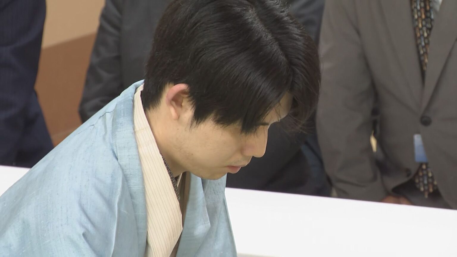 藤井聡太六冠（23）ストレート防衛に王手なるか 糸谷哲郎九段（37）が挑む 名人戦第3局始まる 石川・七尾市（CBCテレビ） - Yahoo!ニュース