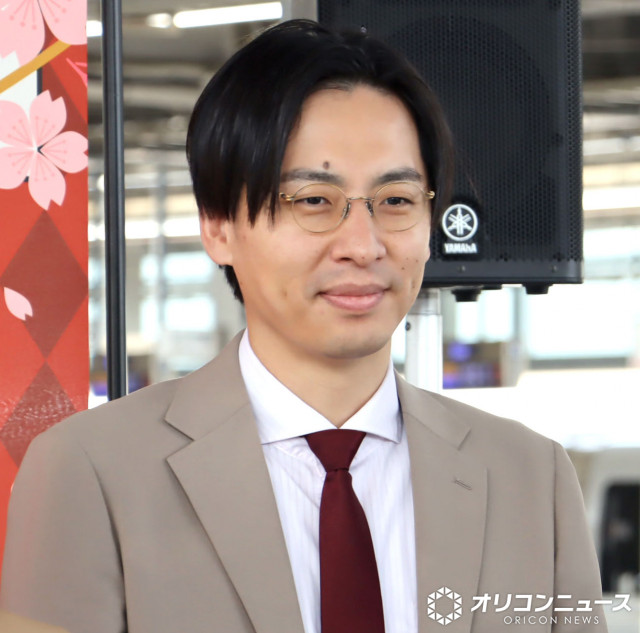 カベポスター永見、“裏アカ”の「閉園」報告にネット盛り上がる「壮大なアカウントだったの草」「万バズと結婚発表して終わった…」 前日に正体明かし結婚報告 | ORICON NEWS | 国内海外のニュース カベポスター永見、“裏アカ”の「閉園」報告にネット盛り上がる「壮大なアカウントだったの草」「万バズと結婚発表して終わった…」 前日に正体明かし結婚報告 | ORICON NEWS | 国内海外のニュース