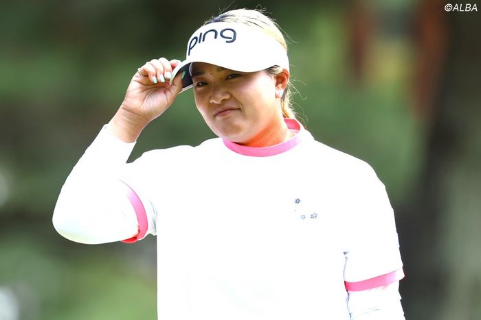 <速報>鈴木愛、河本結、荒木優奈が首位 女子メジャーはラスト3ホール突入(ゴルフ総合サイト ALBA Net) – Yahoo!ニュース <速報>鈴木愛、河本結、荒木優奈が首位 女子メジャーはラスト3ホール突入(ゴルフ総合サイト ALBA Net) - Yahoo!ニュース