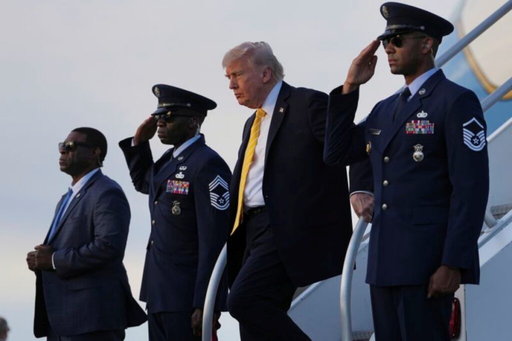 トランプ氏、イランからの最新の和平提案は「到底受け入れられない」（CNN.co.jp） - Yahoo!ニュース