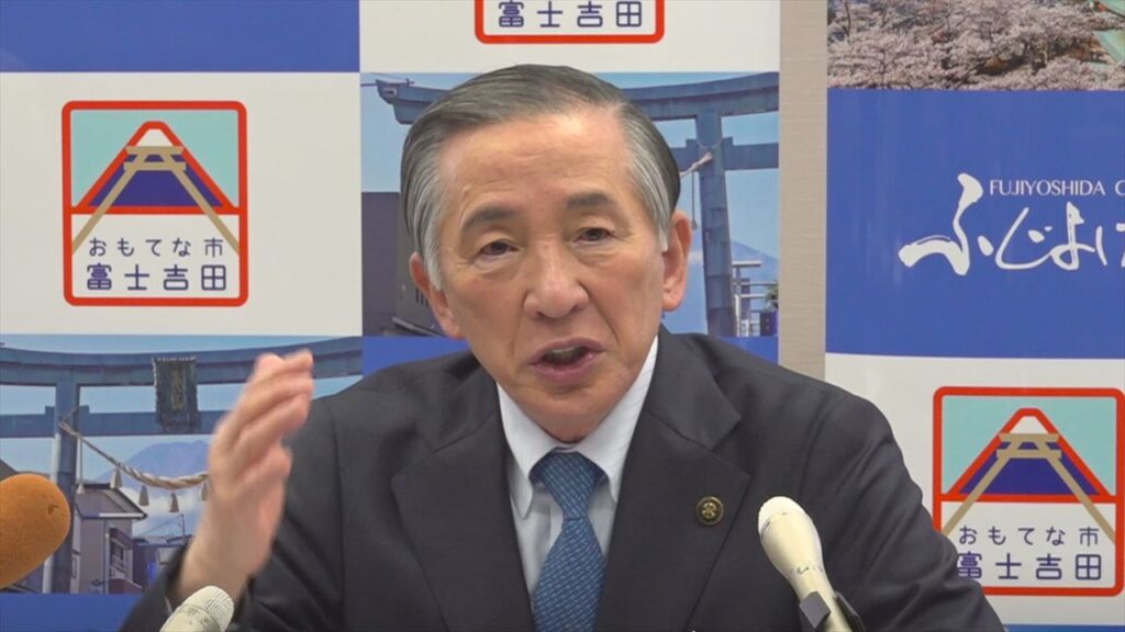 「助けに行く側は命がけ」 救助費用は自己負担にすべきと市長が訴え 閉山中の富士山で外国人の遭難相次ぐ　山梨・富士吉田市（UTYテレビ山梨） - Yahoo!ニュース