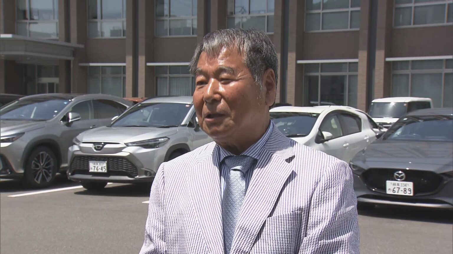 有識者に“菓子折り”市議の初公判 「違法行為にあたるか大いに疑問」 起訴内容を否認し約10分主張を展開 岐阜・本巣市議の鍔本規之被告(CBCテレビ) – Yahoo!ニュース 有識者に“菓子折り”市議の初公判 「違法行為にあたるか大いに疑問」 起訴内容を否認し約10分主張を展開 岐阜・本巣市議の鍔本規之被告(CBCテレビ) - Yahoo!ニュース