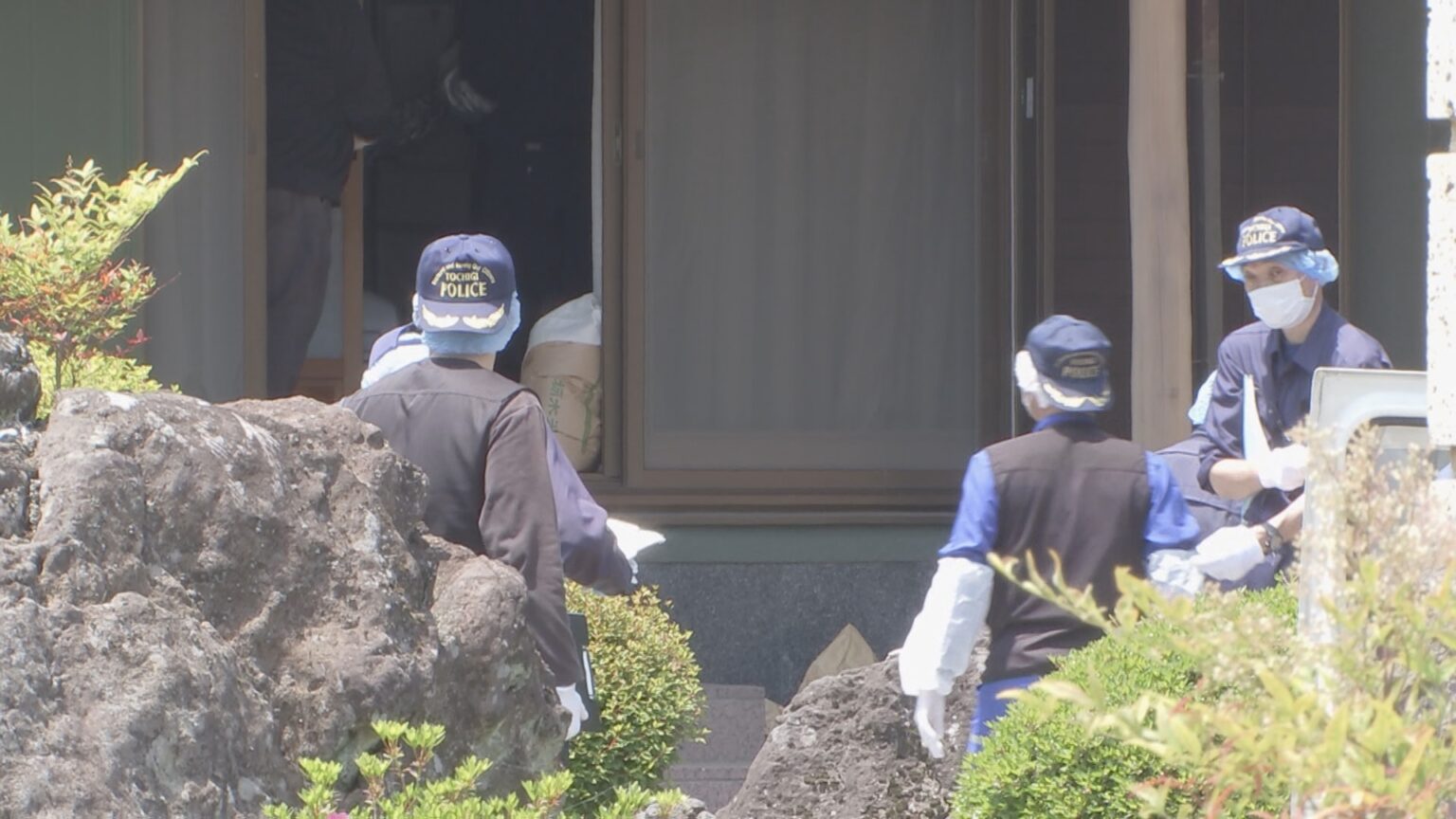 「トクリュウ」の犯行か　栃木県上三川町の強盗殺人事件 16歳の少年を逮捕　警察は100人体制の捜査本部を設置し逃げた人物の行方追う　栃木県警（TBS NEWS DIG Powered by JNN）