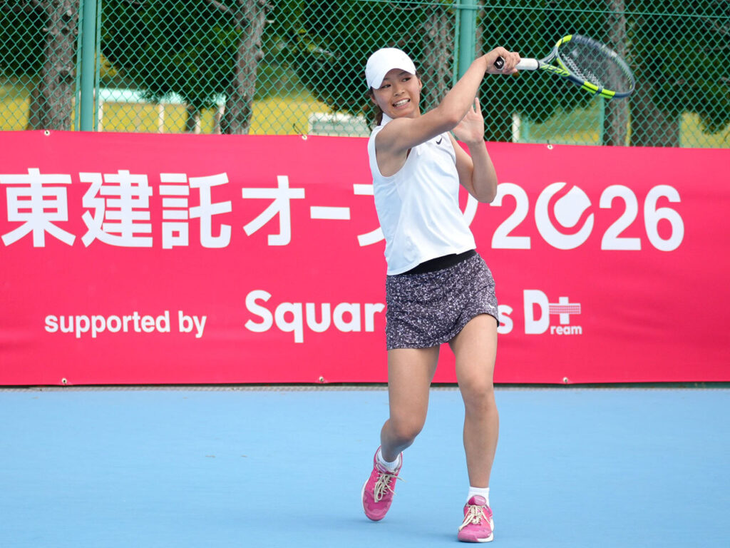 18歳の上方璃咲が予選からマッチ4連勝で女子シングルス8強入り [W15大東建託オープン supported by Square Plus 富山大会 week1／テニス]（テニスマガジンONLINE）