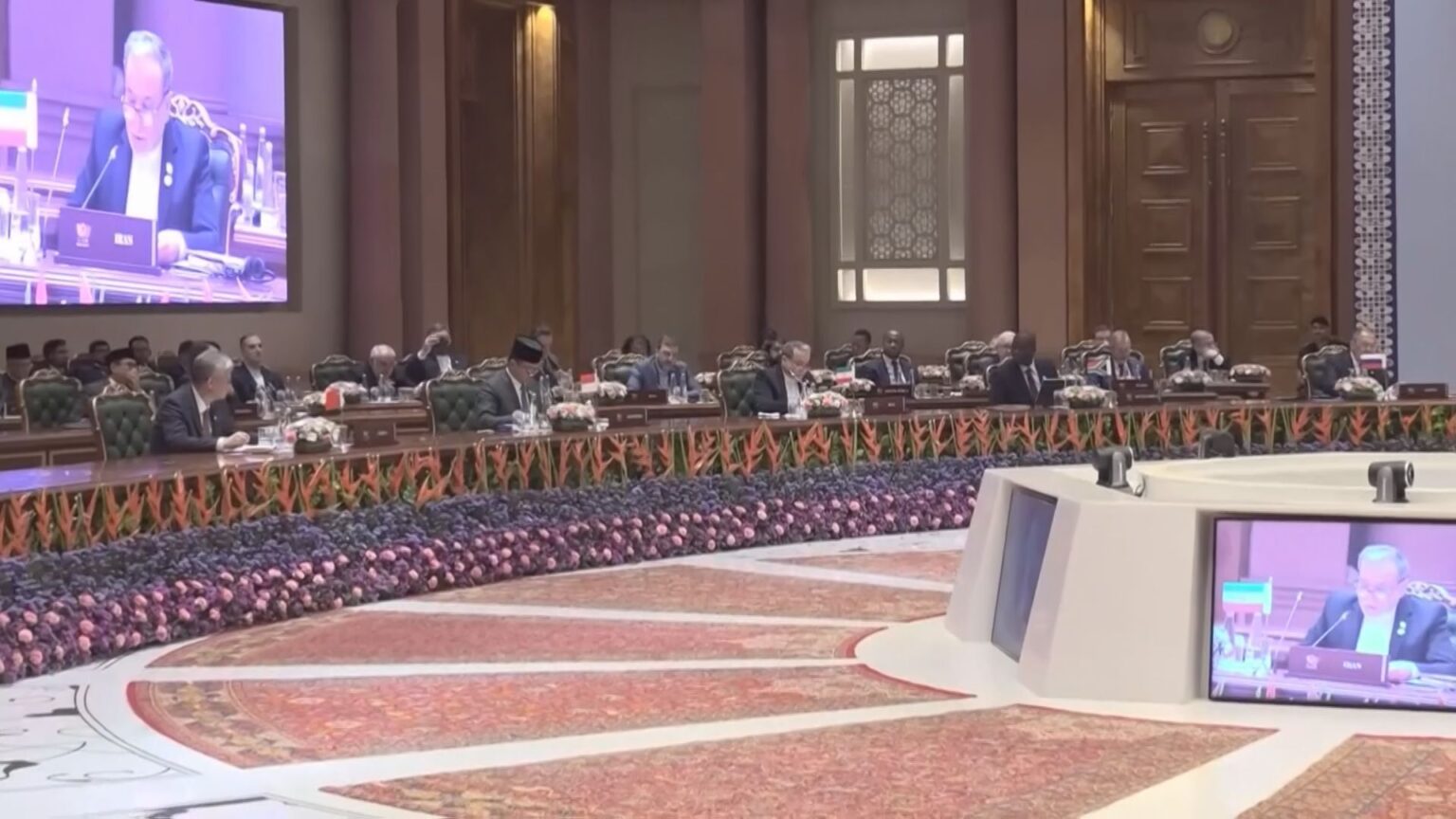 BRICS外相会議 イランが米イスラエル非難呼びかけも共同声明採択せず「加盟国間の意見に相違」(TBS NEWS DIG Powered by JNN) BRICS外相会議 イランが米イスラエル非難呼びかけも共同声明採択せず「加盟国間の意見に相違」(TBS NEWS DIG Powered by JNN)