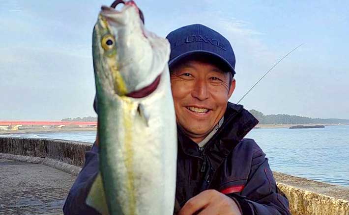 「水橋フィッシャリーナ」ショアジギ釣果情報【富山】朝マヅメの時合いでイナダをキャッチ！