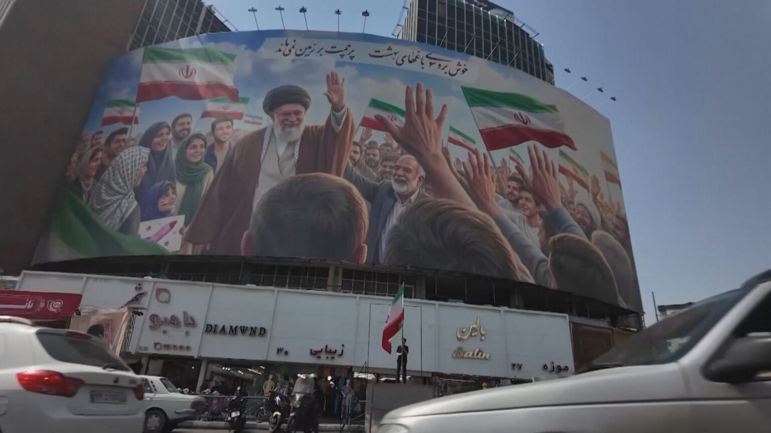 米政府 イラン側の新提案は「不十分」と認識 トランプ大統領は19日に軍事的選択肢を協議へ(TBS NEWS DIG Powered by JNN) 米政府 イラン側の新提案は「不十分」と認識 トランプ大統領は19日に軍事的選択肢を協議へ(TBS NEWS DIG Powered by JNN)