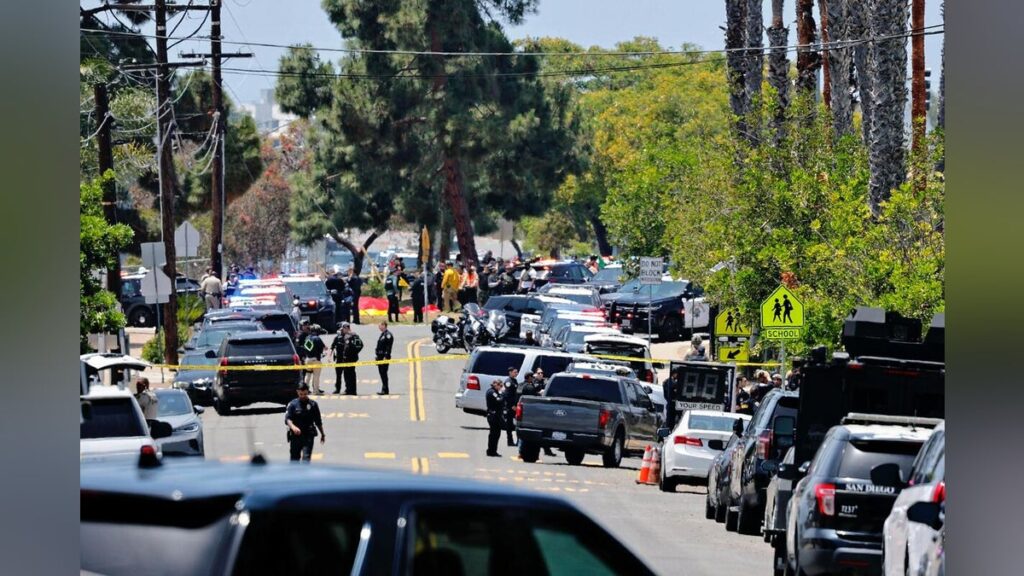米サンディエゴのモスクで銃撃事件、警備員ら３人死亡…容疑者２人は事件後に自殺か - 読売新聞