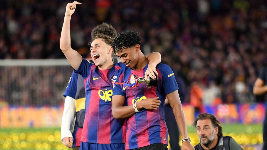 ワールドカップに向けて暗雲。サッカースペイン代表に痛手。ラミン・ヤマルは初戦欠場へ。フェルミン・ロペスが本大会絶望 | フットボールチャンネル フェルミン・ロペスとラミン・ヤマル