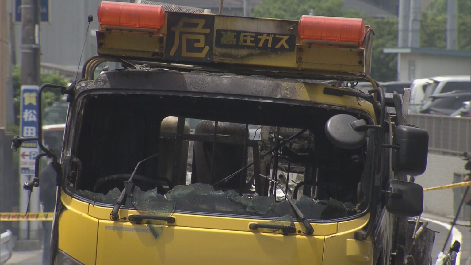 「爆発するように燃えている」 作業用のトラックが全焼 現場へ移動中に荷台などから煙が… 三重・津市（CBCテレビ） - Yahoo!ニュース
