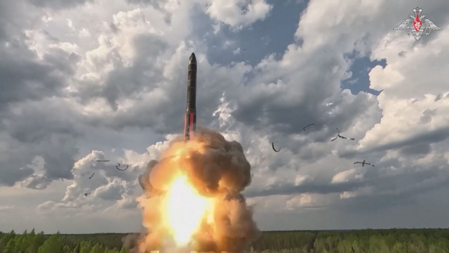 ロシア・ベラルーシが核戦力の合同演習 プーチン氏「核兵器は国家安全保障のための極めて例外的手段」も「役割果たさなければならない」(TBS NEWS DIG Powered by JNN) ロシア・ベラルーシが核戦力の合同演習 プーチン氏「核兵器は国家安全保障のための極めて例外的手段」も「役割果たさなければならない」(TBS NEWS DIG Powered by JNN)