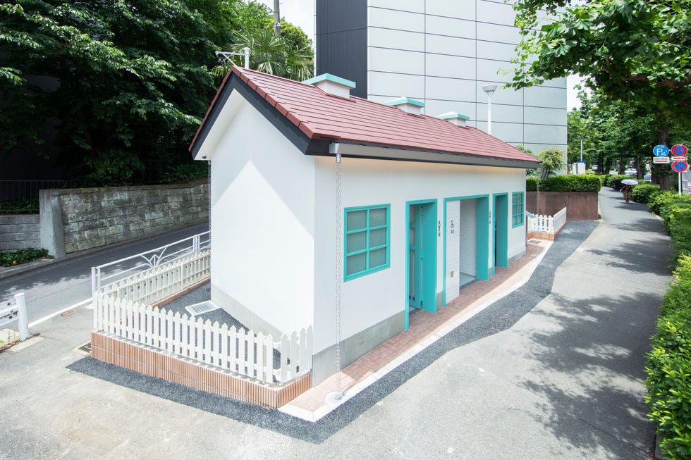神宮前公衆トイレ