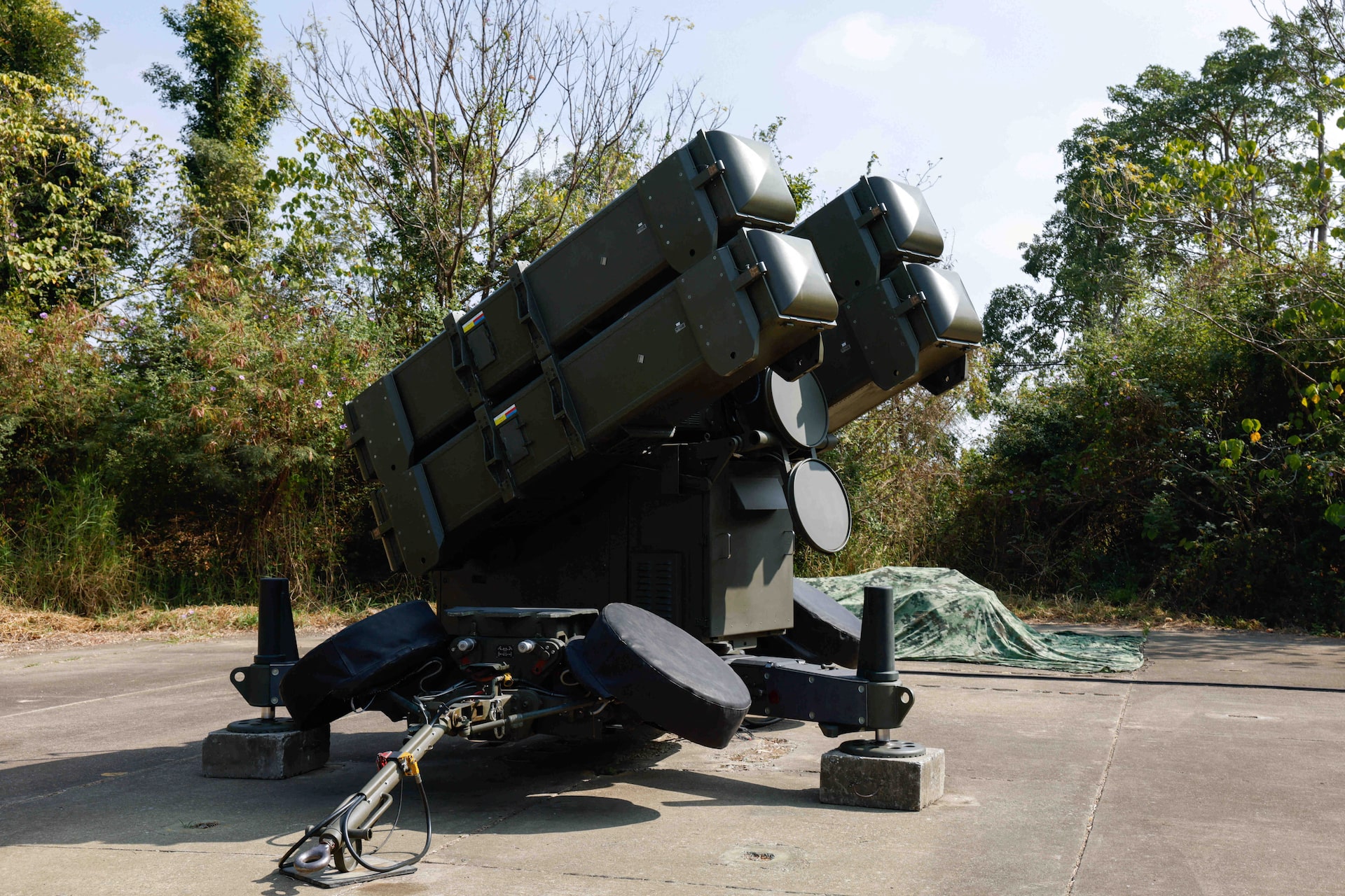 米、台湾への武器売却はイラン攻撃と「無関係」=海軍長官代行