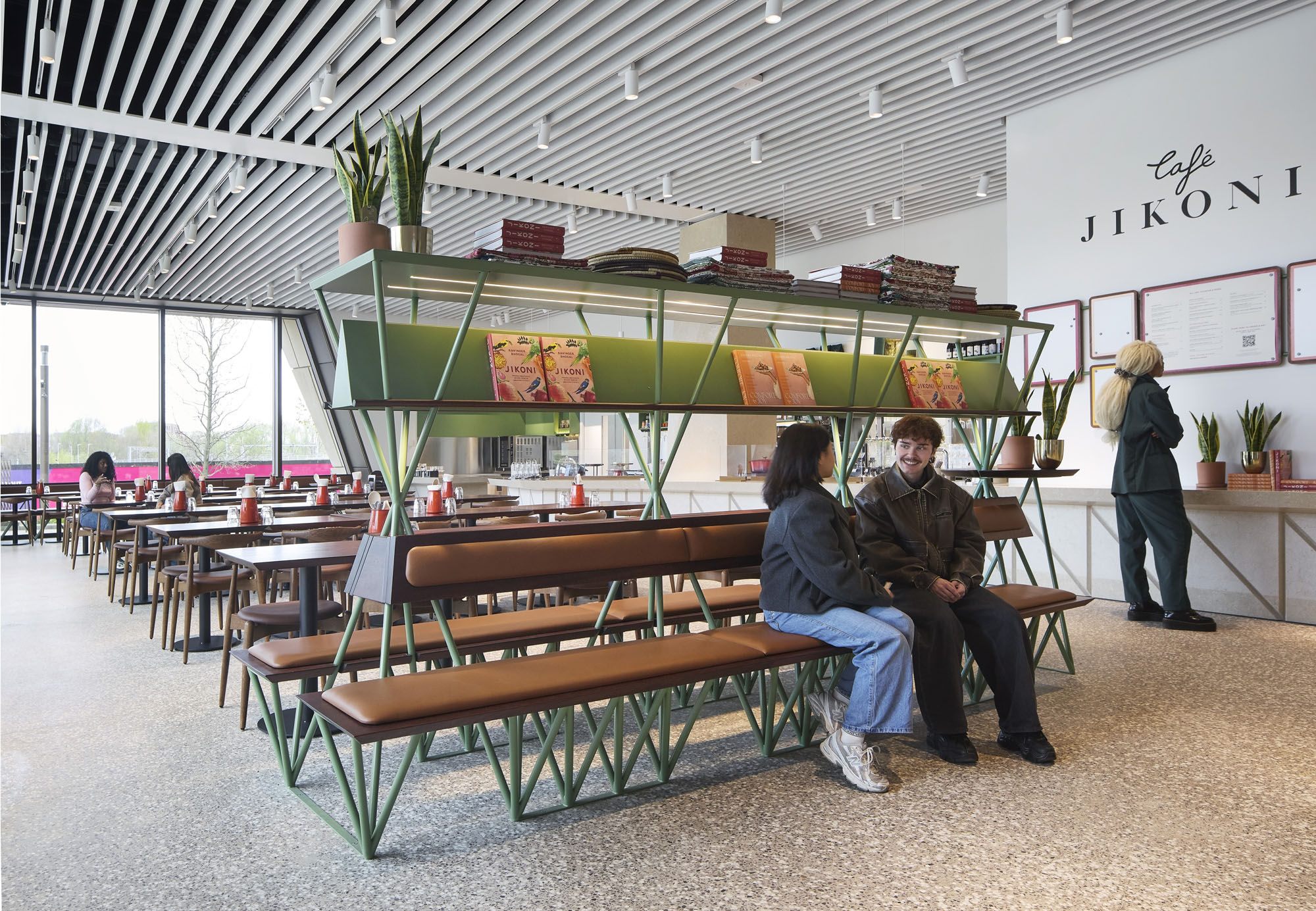 〈V&Aイースト・ミュージアム（V&A East Museum）〉O'Donnell + Tuomey
