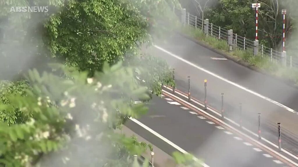 秋田自動車道で大型バイクがワイヤロープに衝突 群馬県の男性(59)死亡 仲間とツーリング中 秋田市(2026年5月22日掲載)|ABS NEWS NNN 共有