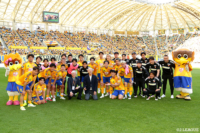 優勝決定戦は仙台vs富山に決定！奈良が4-3と劇的な逆転勝利を収める【サマリー：明治安田Ｊ２・Ｊ３百年構想リーグ プレーオフラウンド 第1戦 】