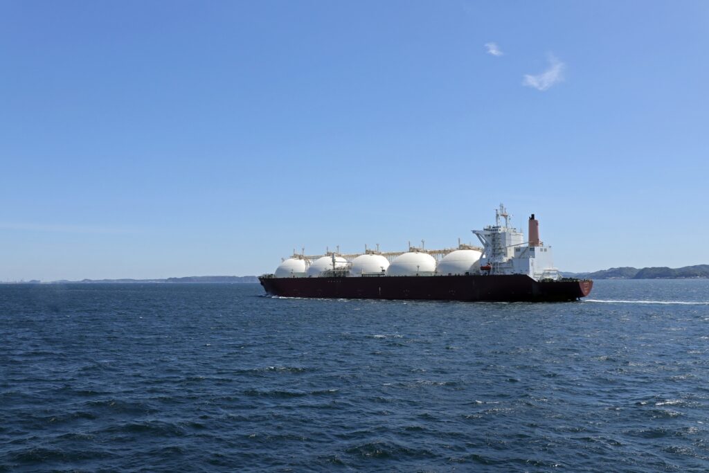 ロシア産原油タンカー「ボイジャー」、愛媛へ　ホルムズ封鎖後初の調達