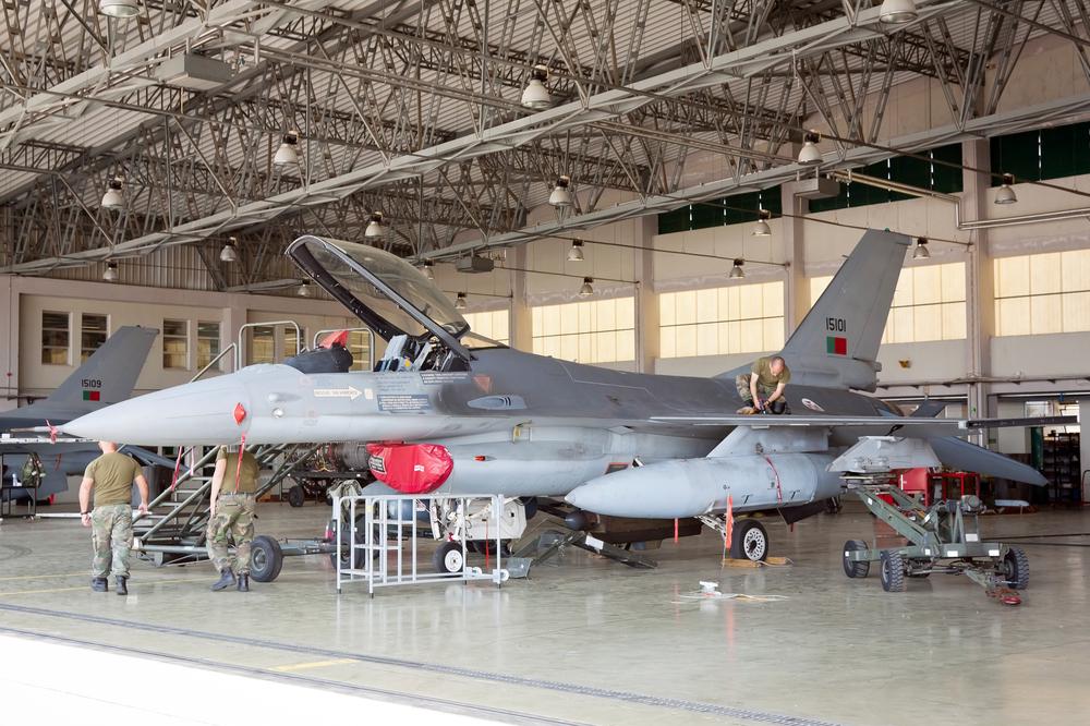 ポルトガルは防衛産業の成長率が1986年以来最高を記録したばかり。同国国防相は好況をロシア戦争と結びつける