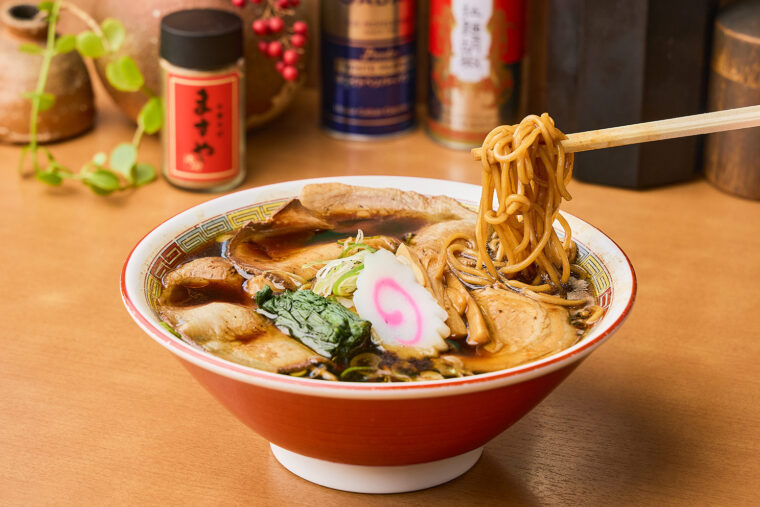 『ラーメン「伝」』（900円）