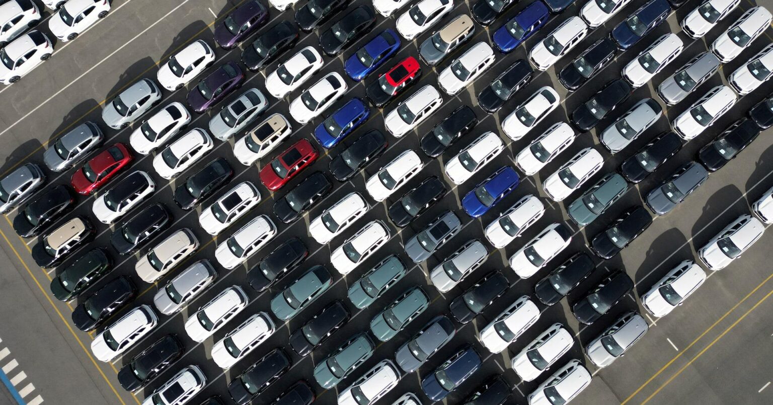 トランプ大統領の自動車関税引き上げにより、ドイツの生産高は180億ドル近く減少する可能性があると研究所が発表