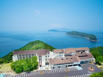 【和歌山県の人気ホテル】「休暇村 紀州加太」は全室オーシャンビューと絶景露天風呂が魅力