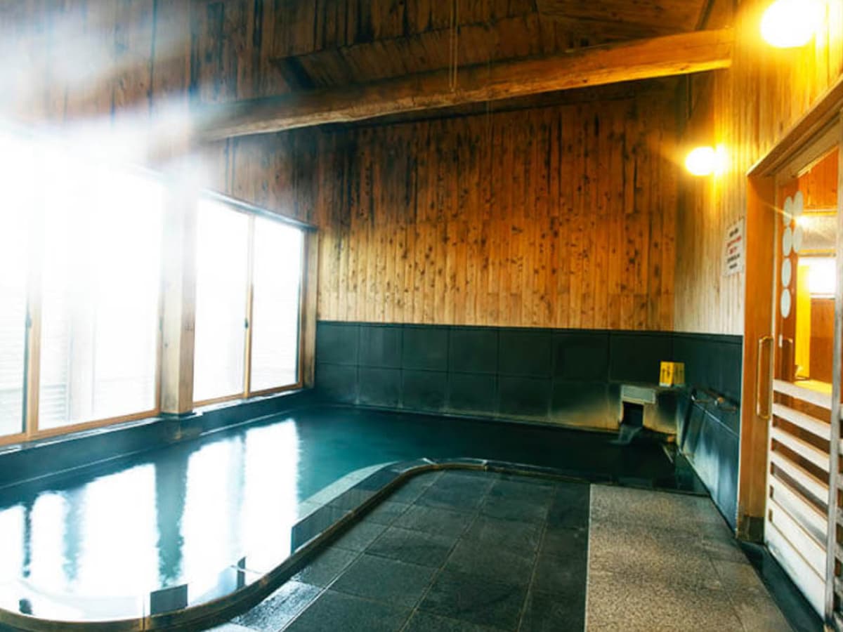 【宮城県の人気温泉】「青根温泉 じゃっぽの湯」は5つの源泉ブレンドの100%掛け流しが自慢の施設